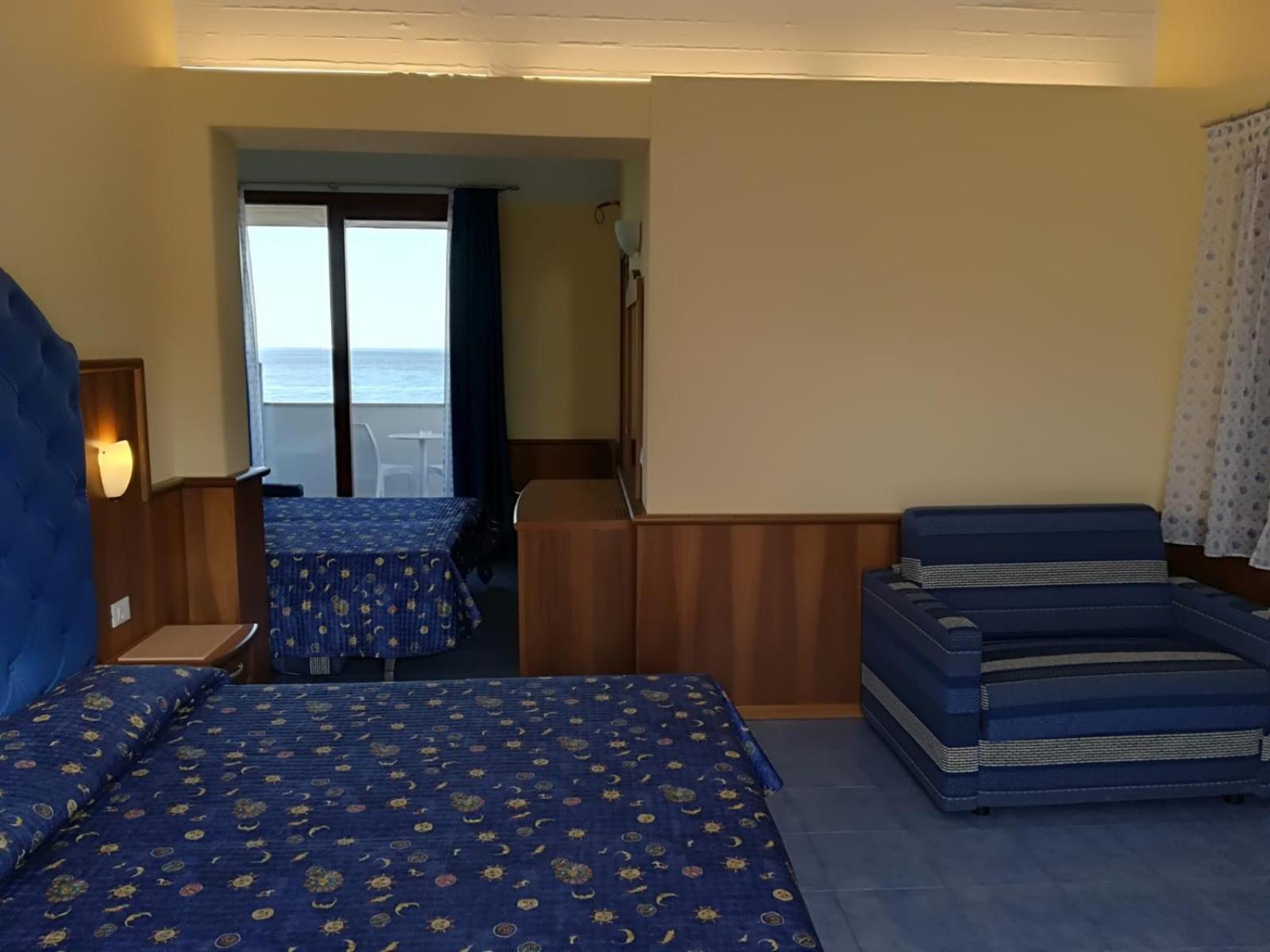 Quadruple Room Sea View